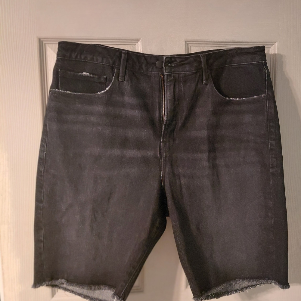 Good American Good '90s Bermuda Shorts 14/32